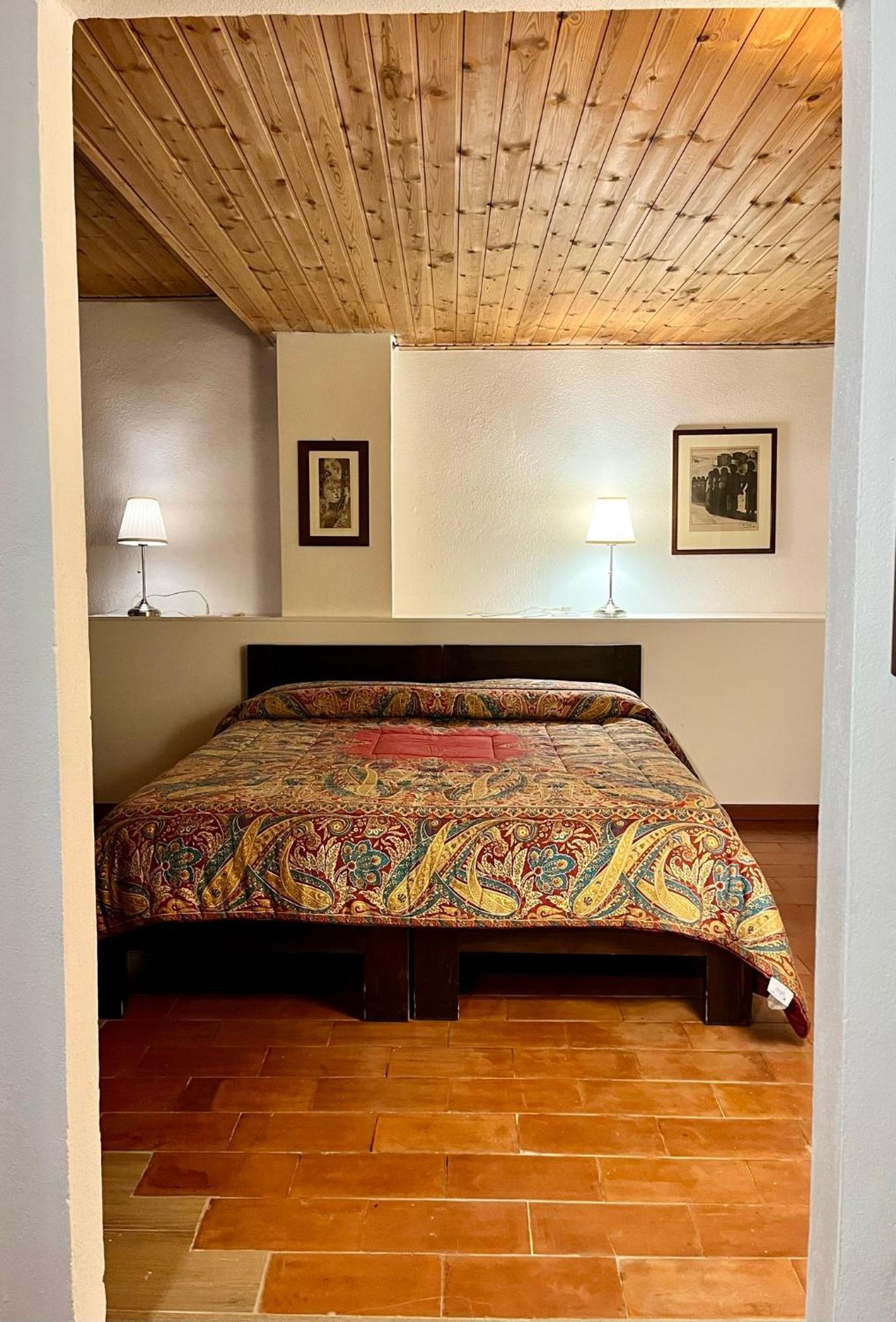 B&B Gennarcu Ussassai Экстерьер фото